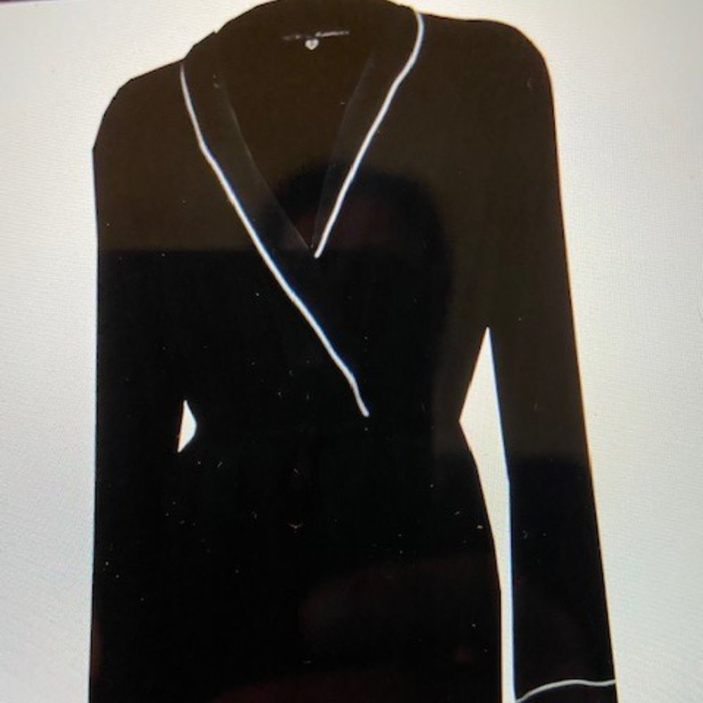 Women's black Wildfox Robe